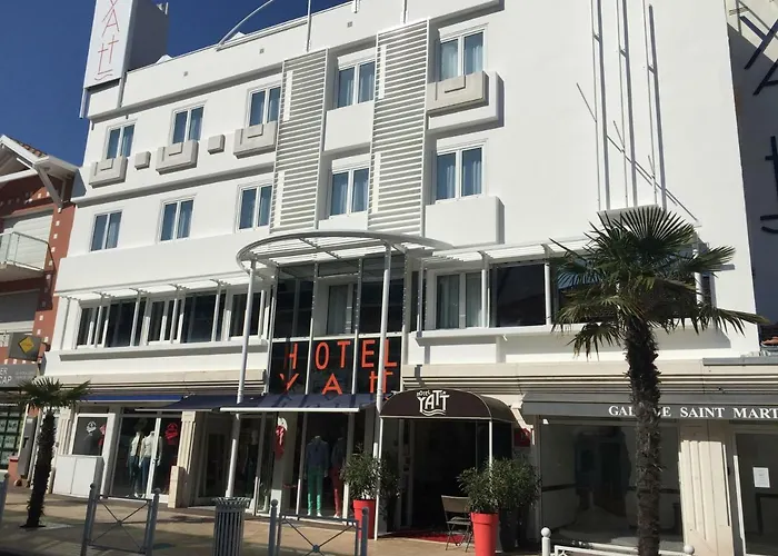 Yatt Hotel